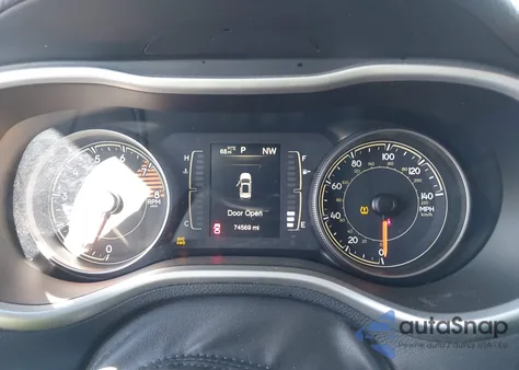 2018 Jeep Cherokee Latitude Plus 4X4 из США, поврежденный, VIN 1C4PJMLX1JD508810